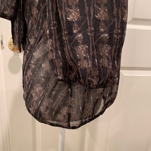 Max Studio Sheet Blouse - Picture 4 of 6